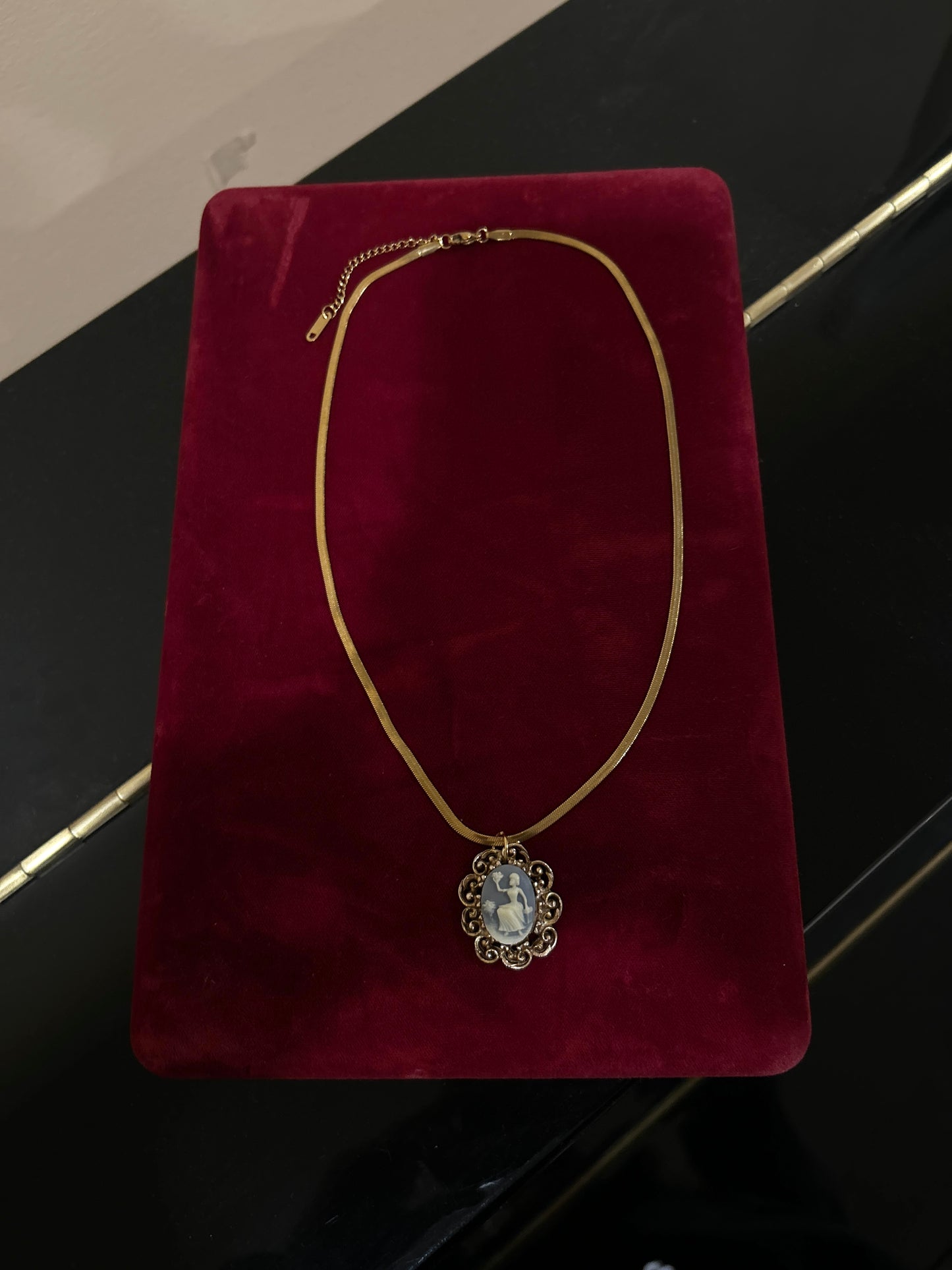Victorian Necklace- gold