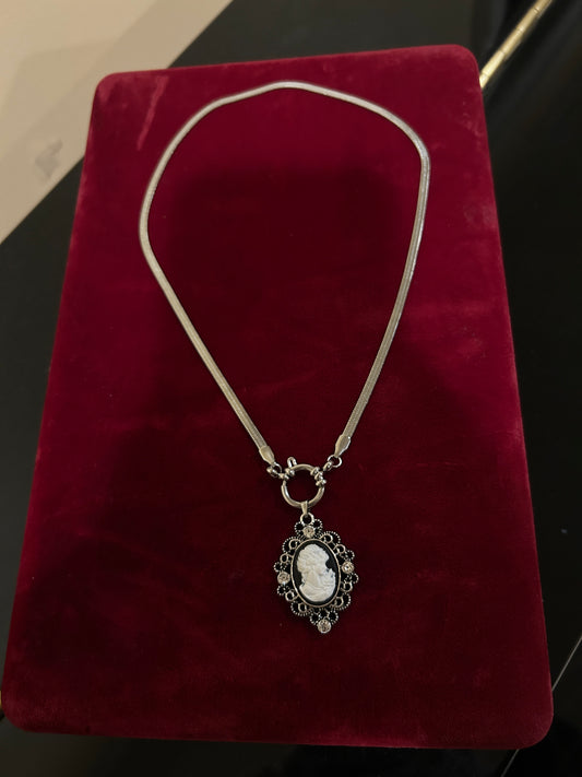Victorian Necklace- silver